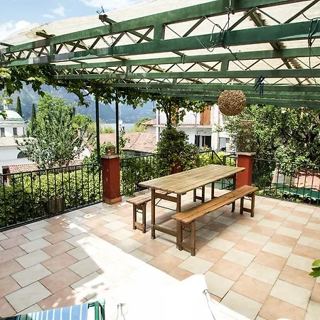 Casa Dei Pappagalli